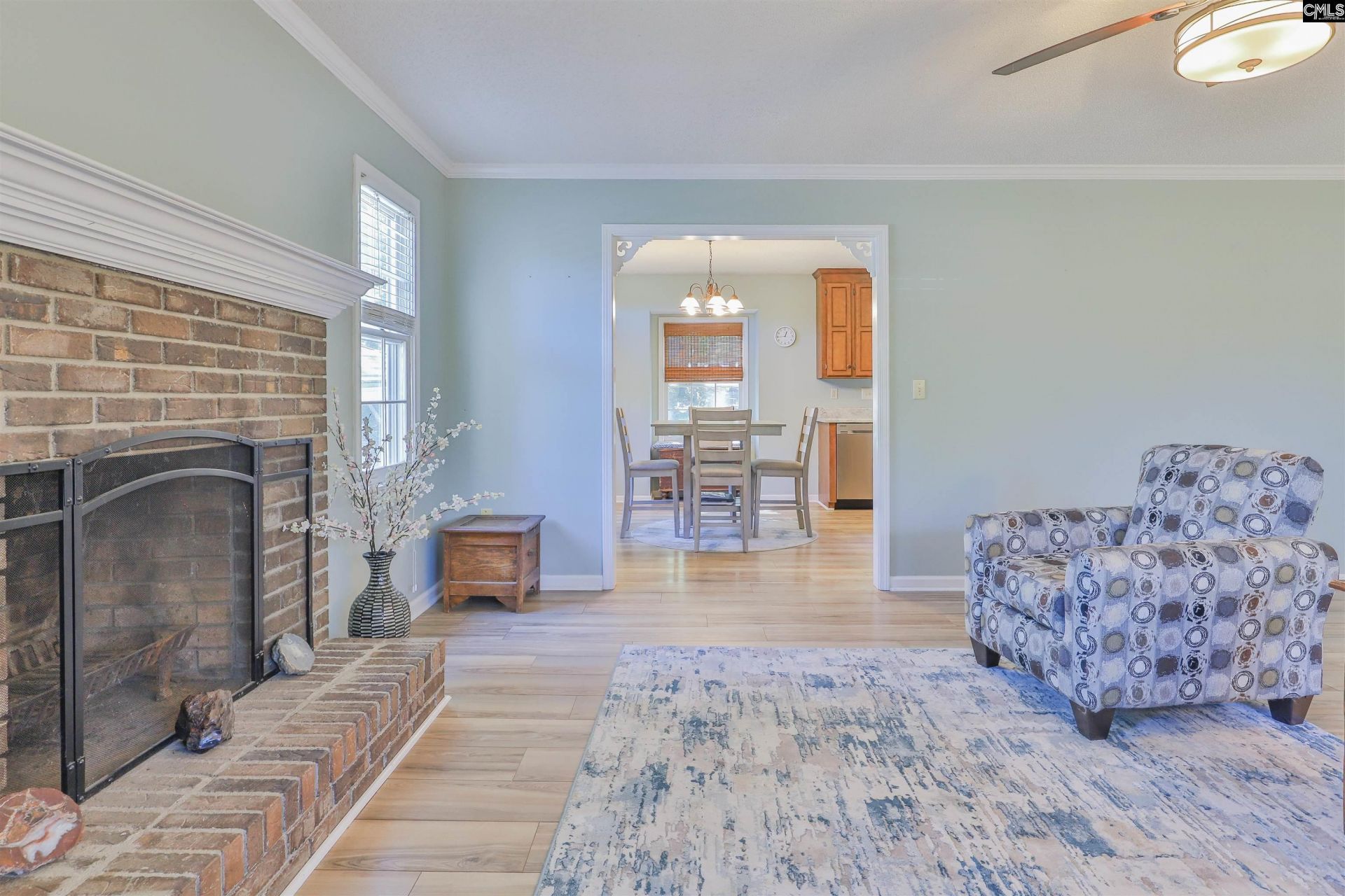 513 Riverwalk Way  Photo 8
