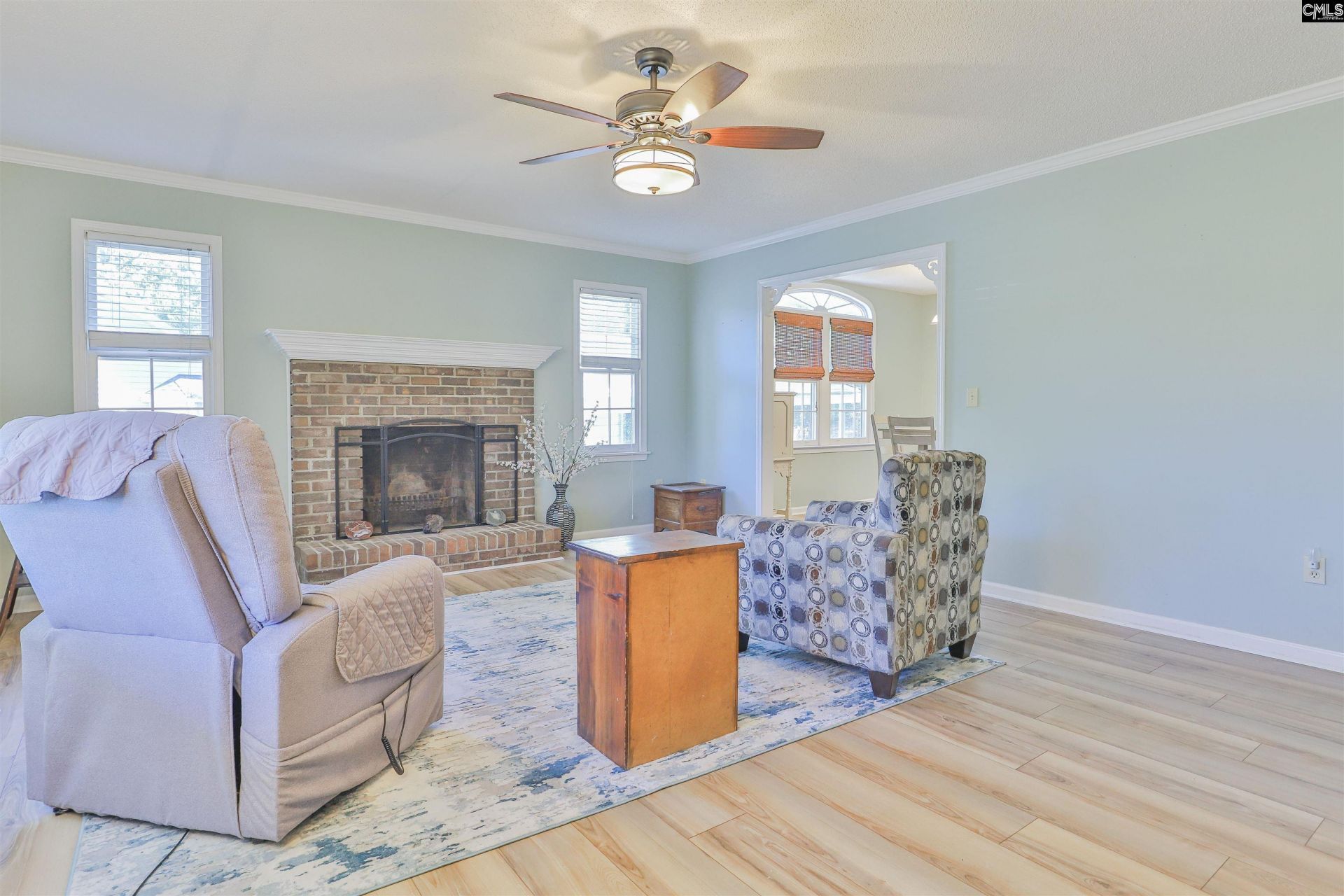 513 Riverwalk Way  Photo 9