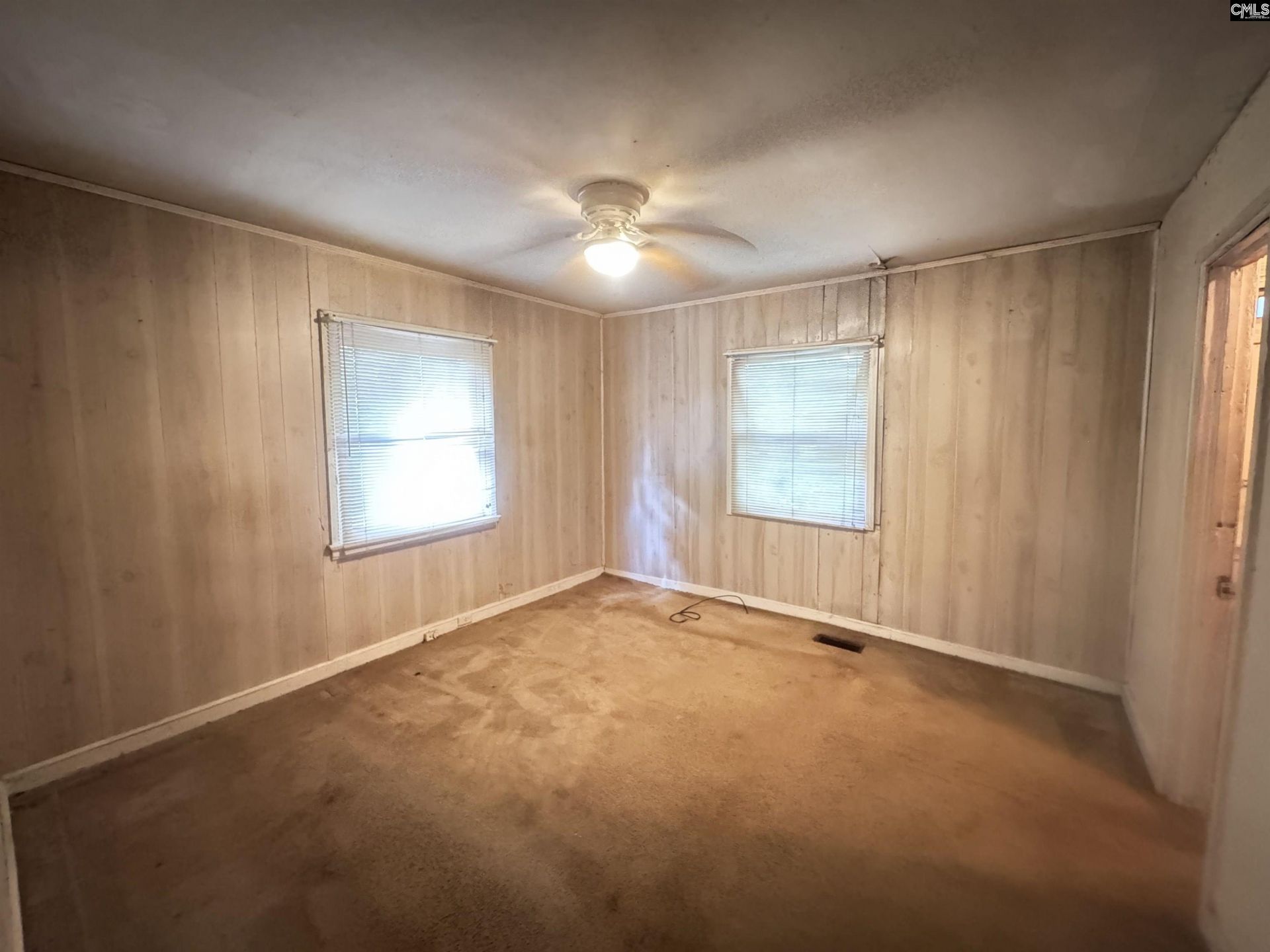 315 Pineneedle Road  Photo 6