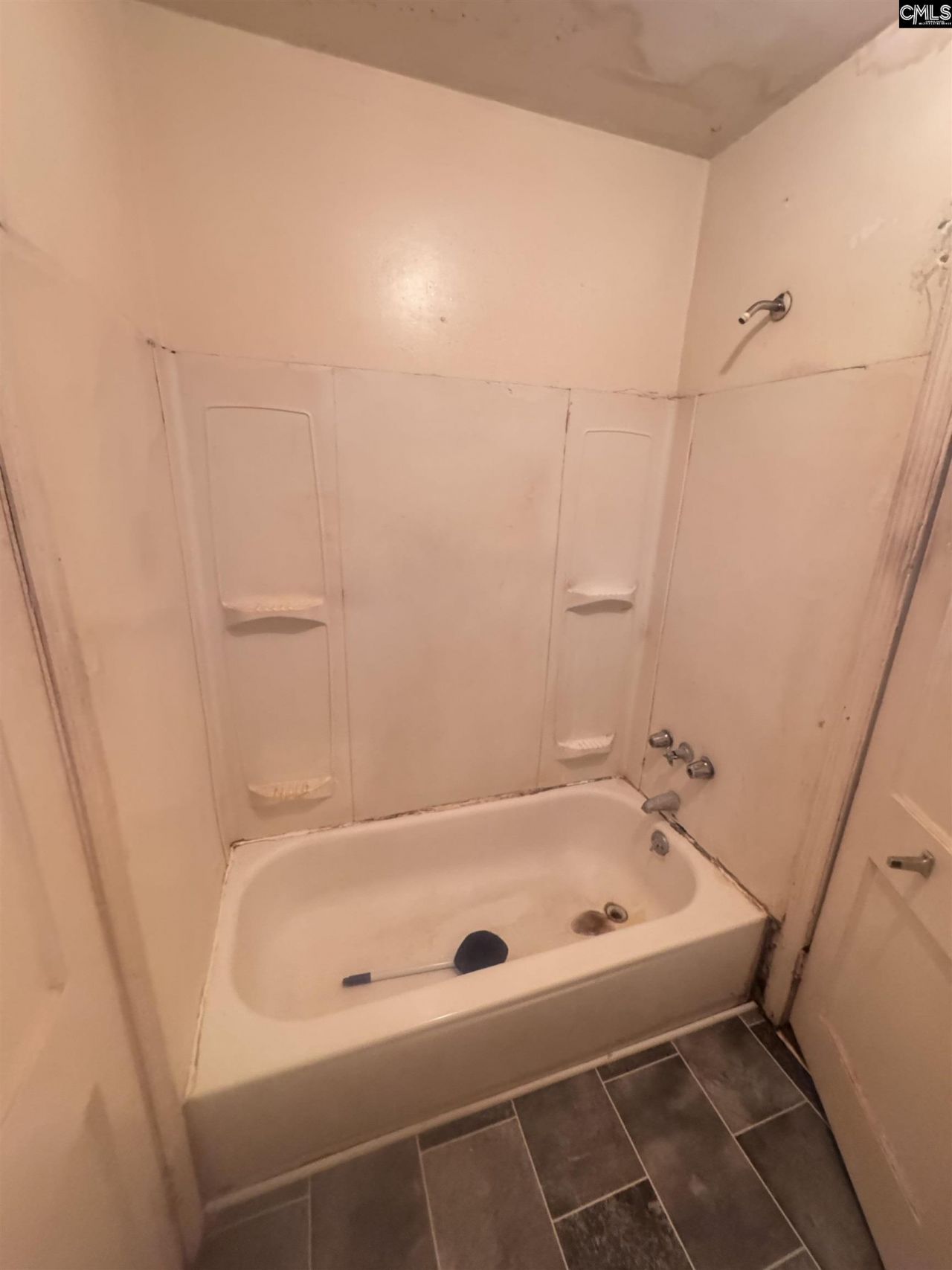 315 Pineneedle Road  Photo 7