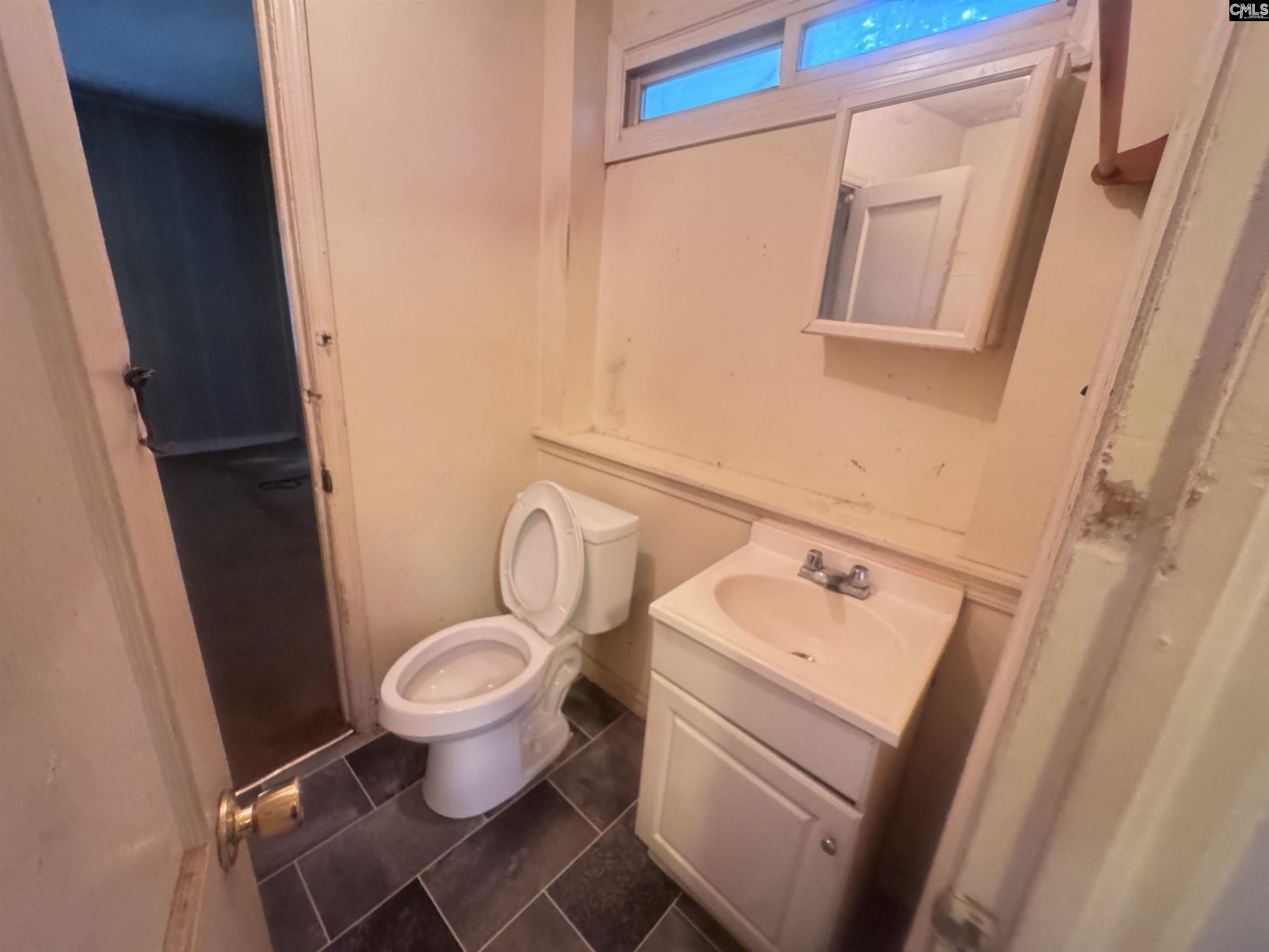 315 Pineneedle Road  Photo 8