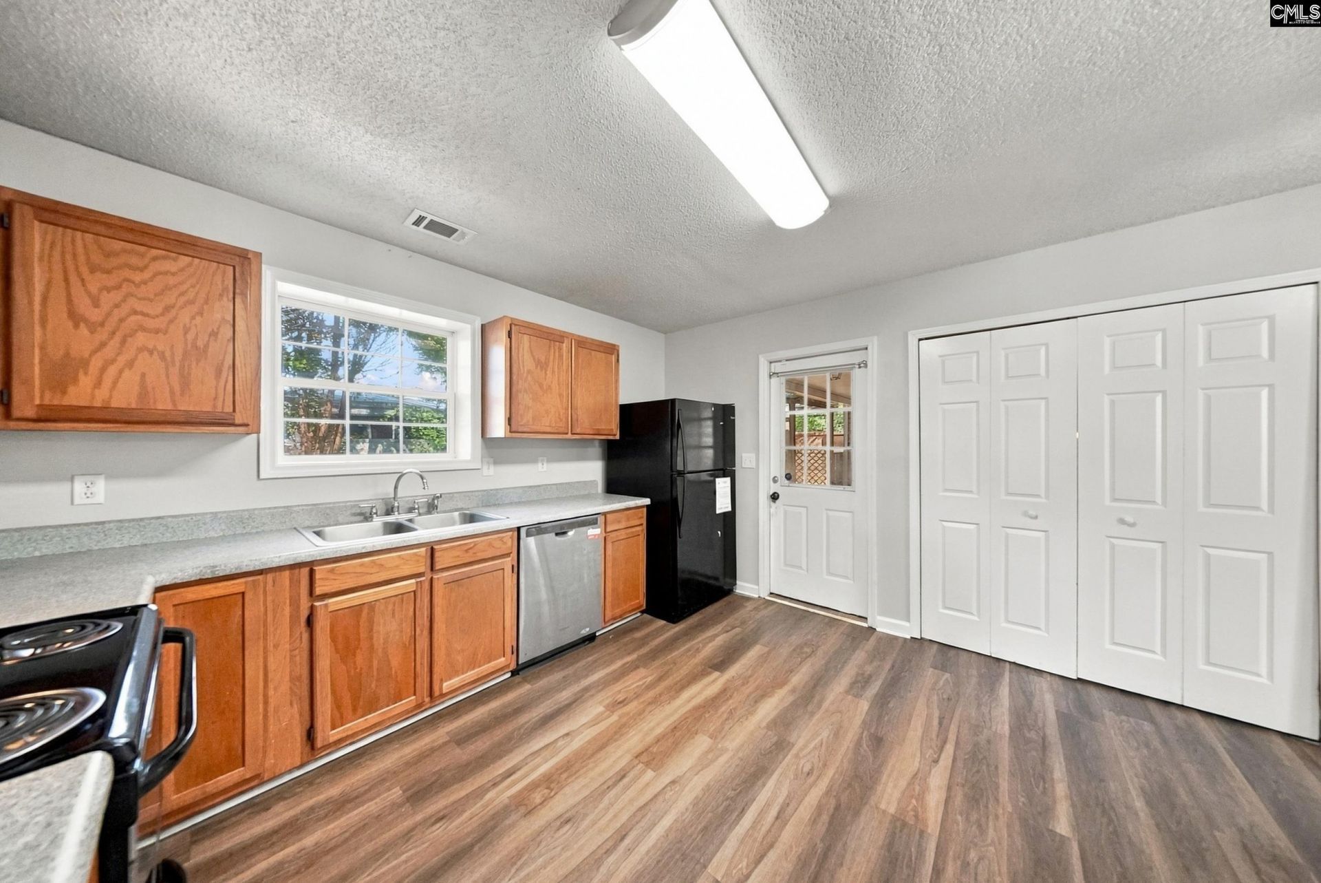 542 Chisolm Way Photo 13