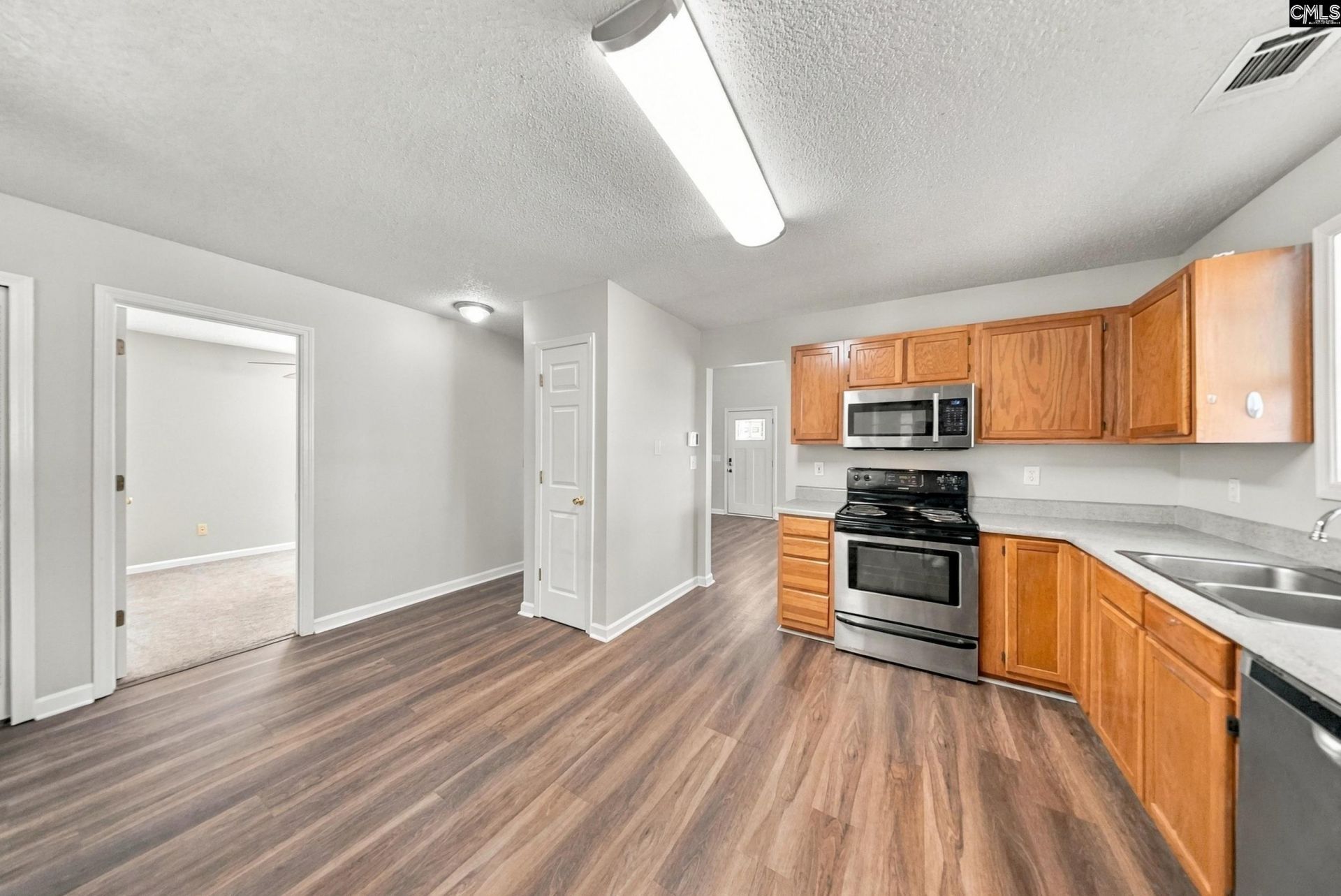 542 Chisolm Way Photo 14