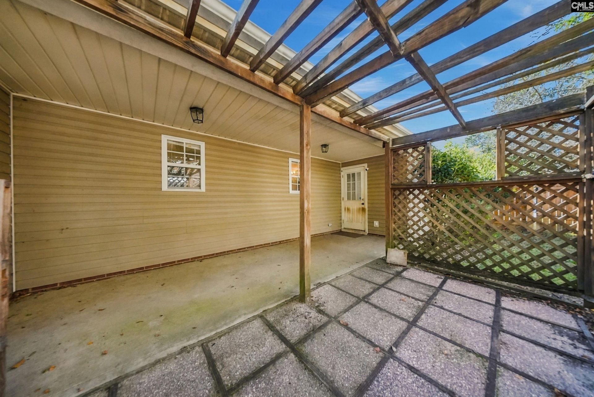 542 Chisolm Way Photo 33
