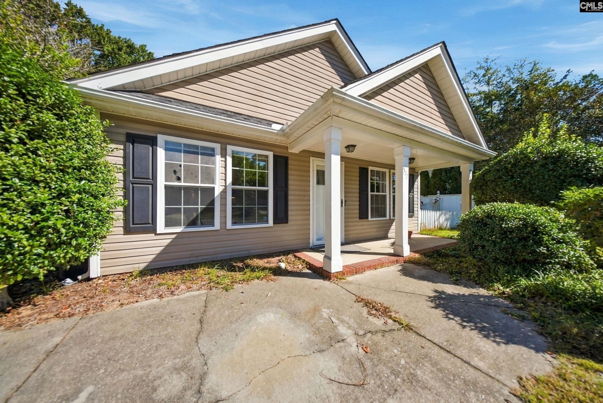 542 Chisolm Way Photo 4
