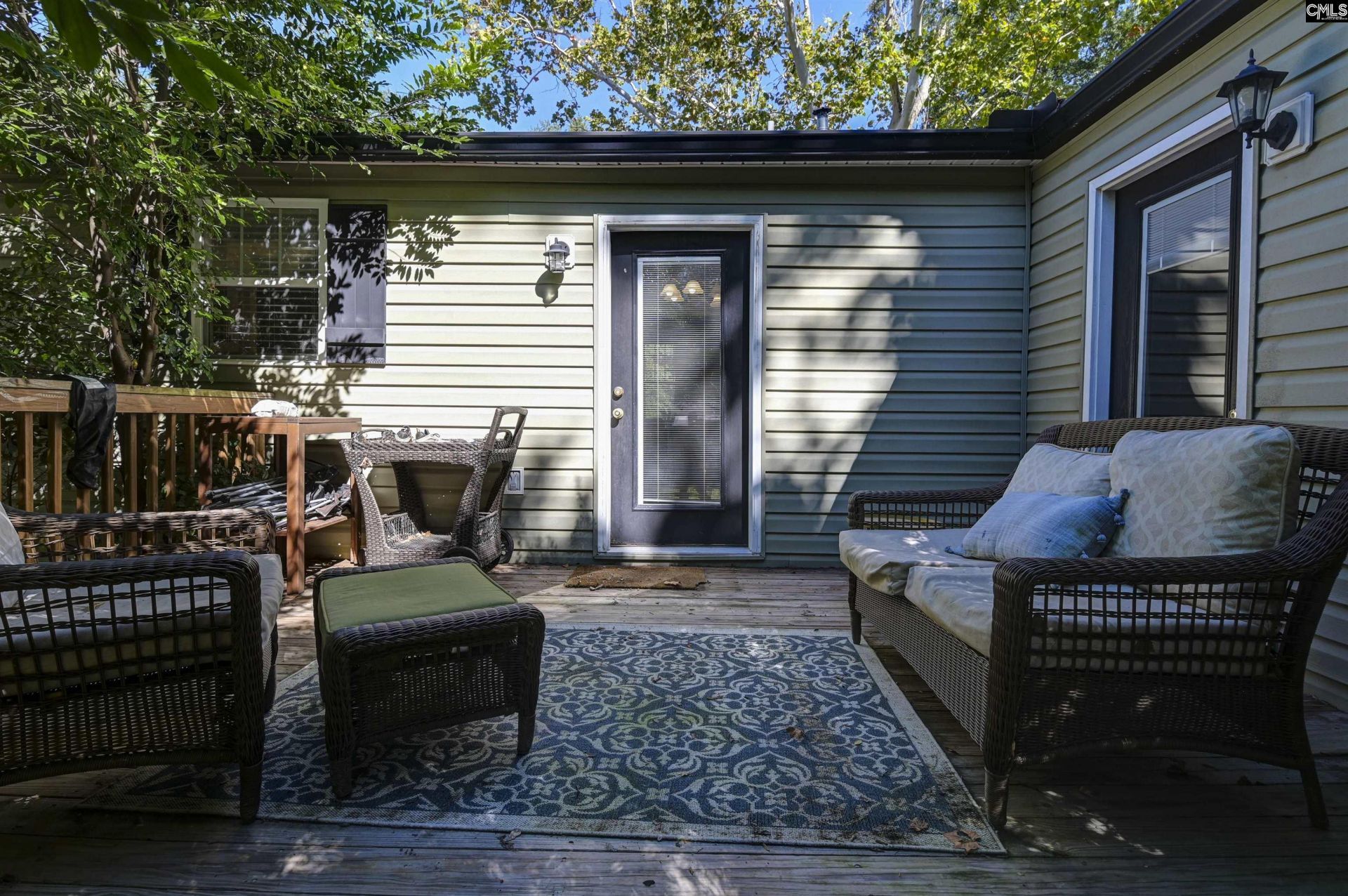 14 Rose Drive  Photo 32