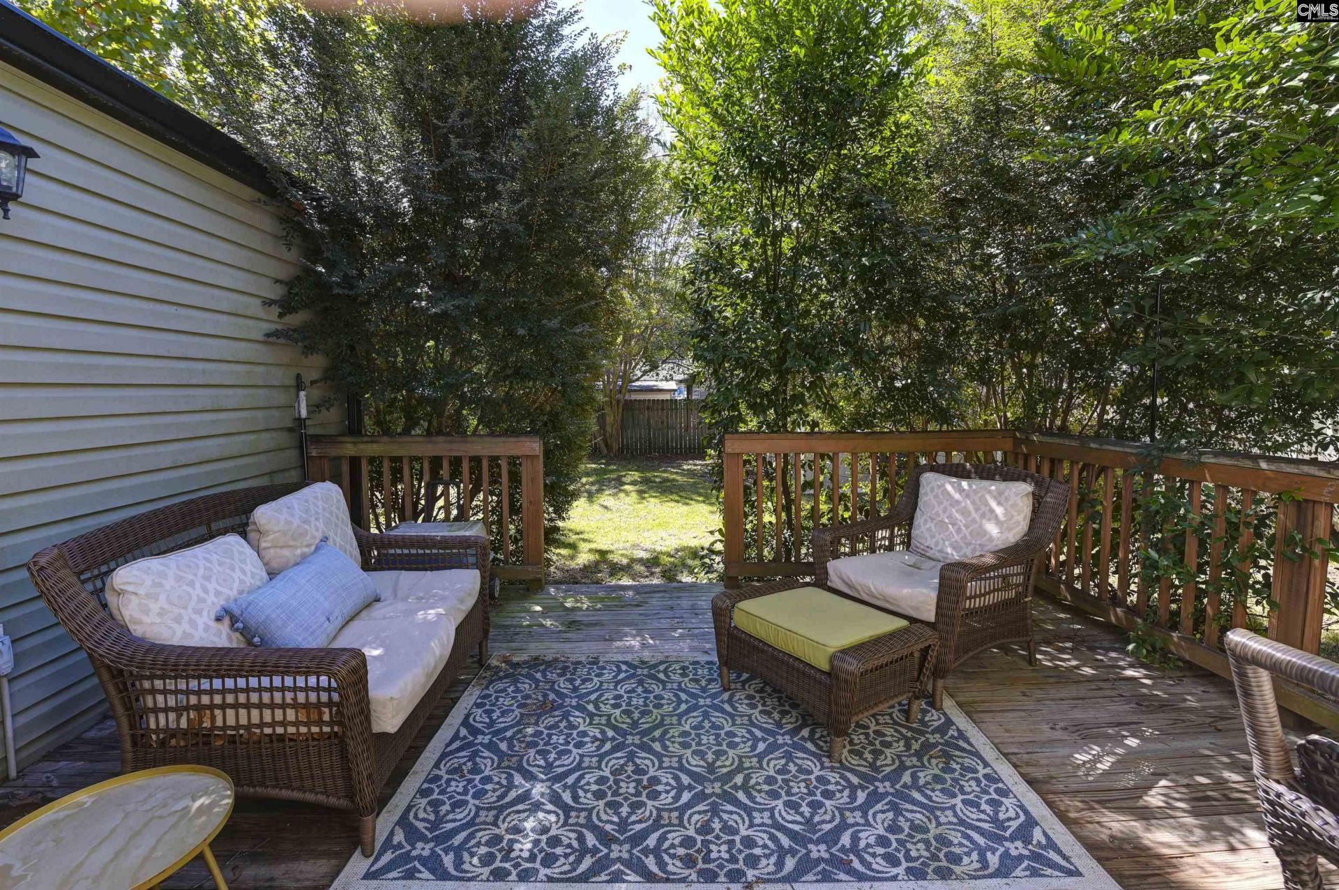 14 Rose Drive  Photo 33
