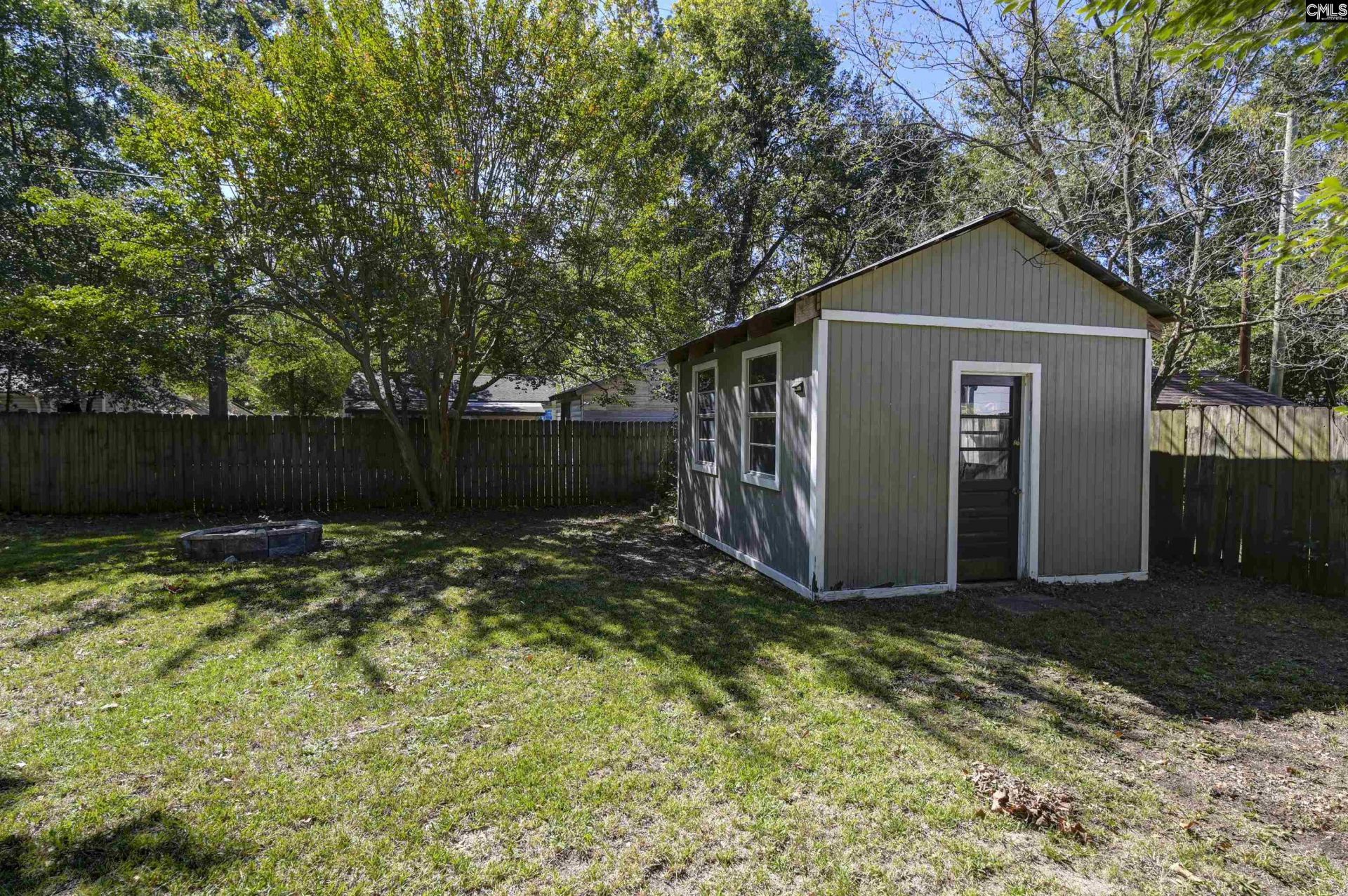 14 Rose Drive  Photo 36