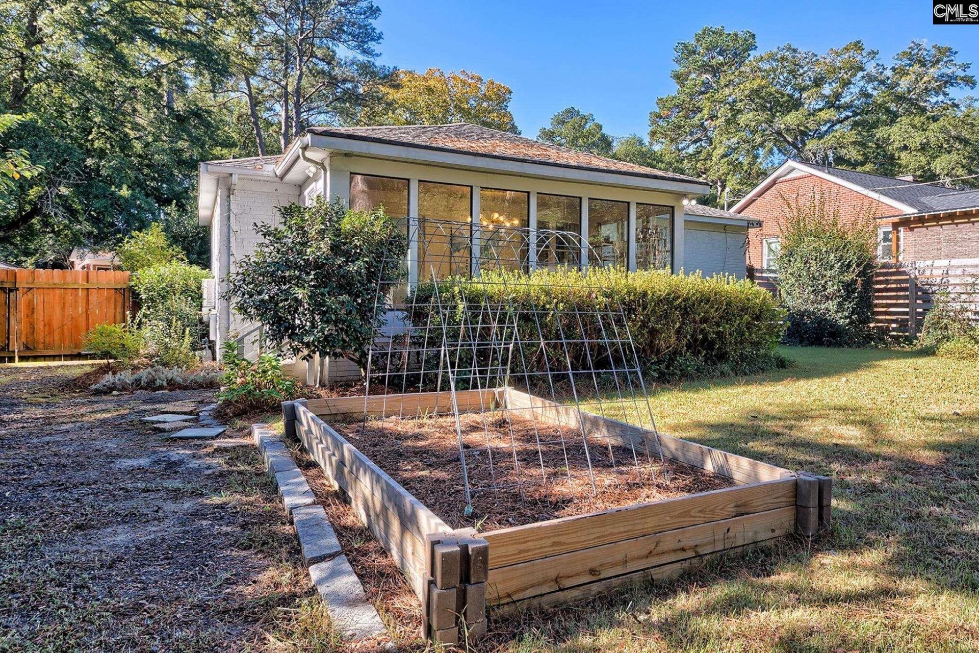 3911 Duncan Street  Photo 34