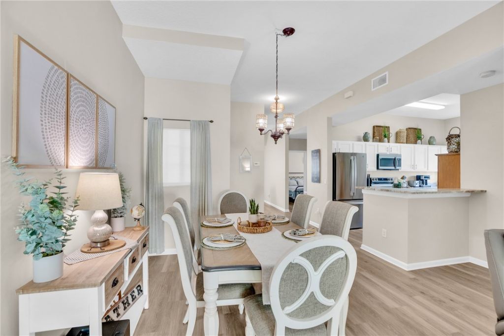 572 7th, Unit 101, Vero Beach, FL 32962 Photo