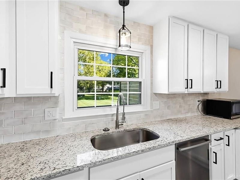 707 Kings Row Avenue, Dayton, OH 45429 Photo 16