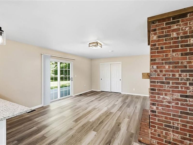 707 Kings Row Avenue, Dayton, OH 45429 Photo 9