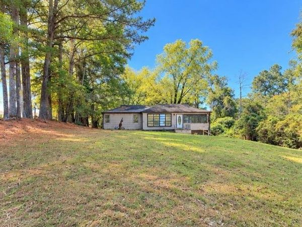 803 Cypress Mill Rd, Florence, AL 35630