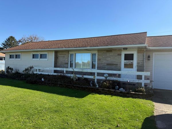2303 Stetzer Road , Bucyrus, OH 44820