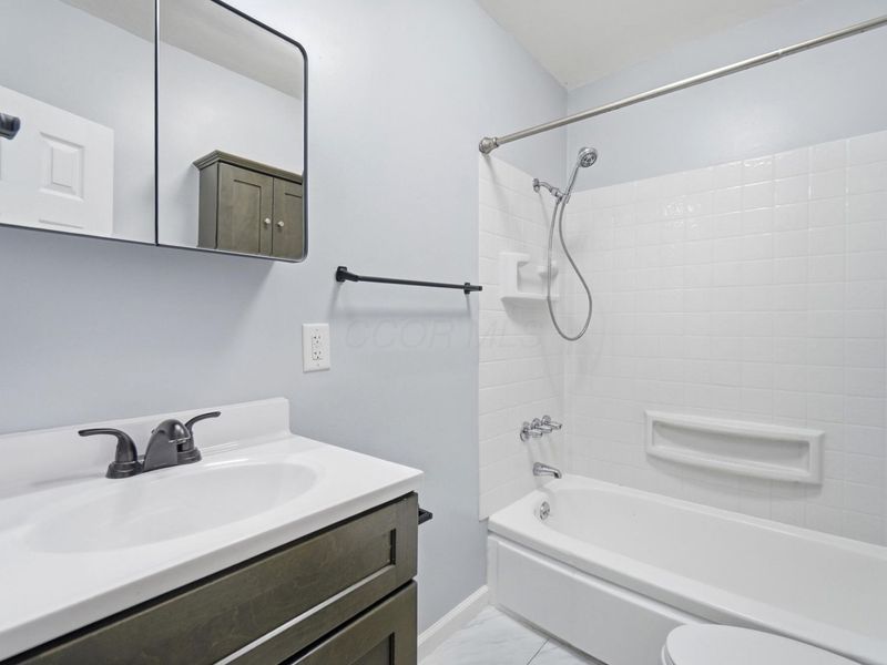 1205 Brown Road , Columbus, OH 43223 Photo 10
