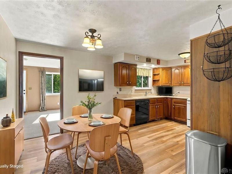 3763 Lujon Drive, Beavercreek, OH 45431 Photo 10