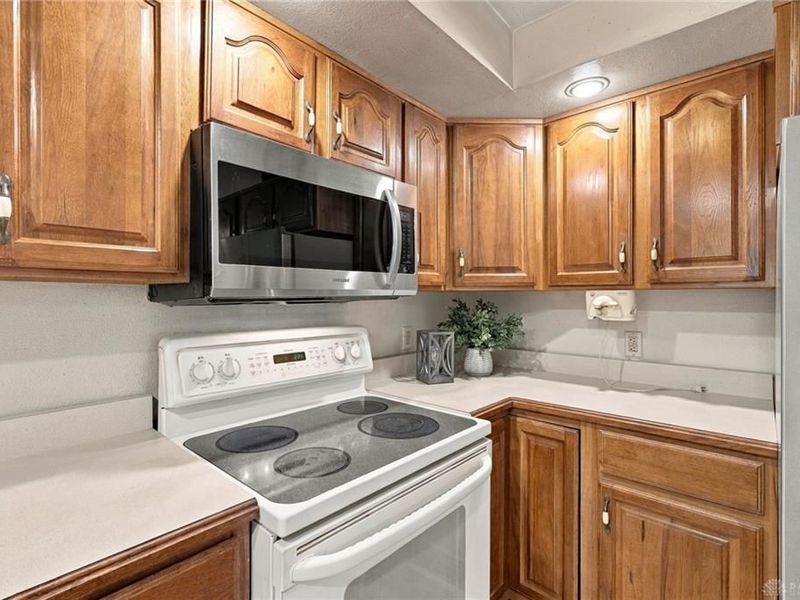 3763 Lujon Drive, Beavercreek, OH 45431 Photo 15