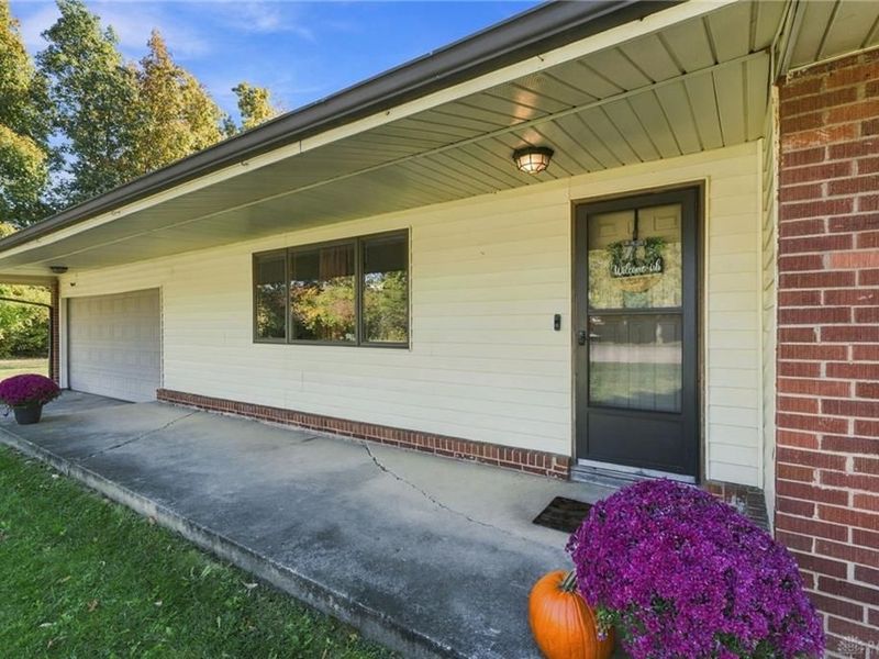 3763 Lujon Drive, Beavercreek, OH 45431 Photo 3