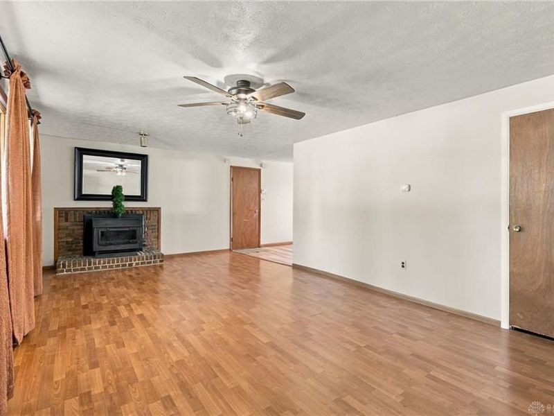 3763 Lujon Drive, Beavercreek, OH 45431 Photo 4