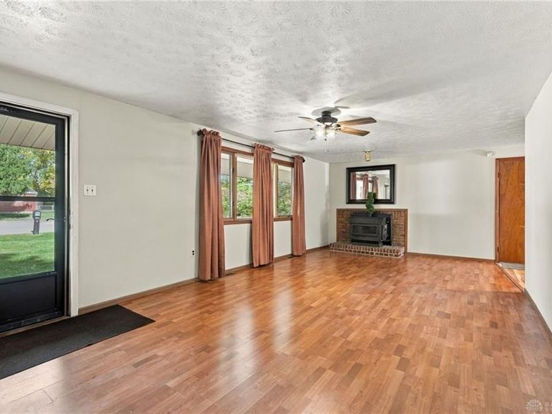 3763 Lujon Drive, Beavercreek, OH 45431 Photo 6