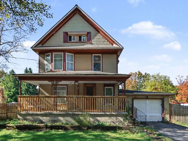 6041 N Riverview Drive, Kalamazoo, MI 49004