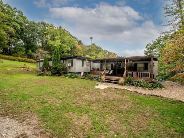 5540 State Route 170 , East Palestine, OH 44413