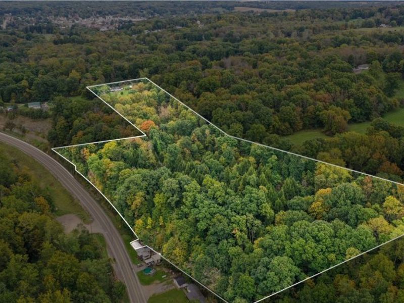 5540 State Route 170, East Palestine, OH 44413 Photo 2