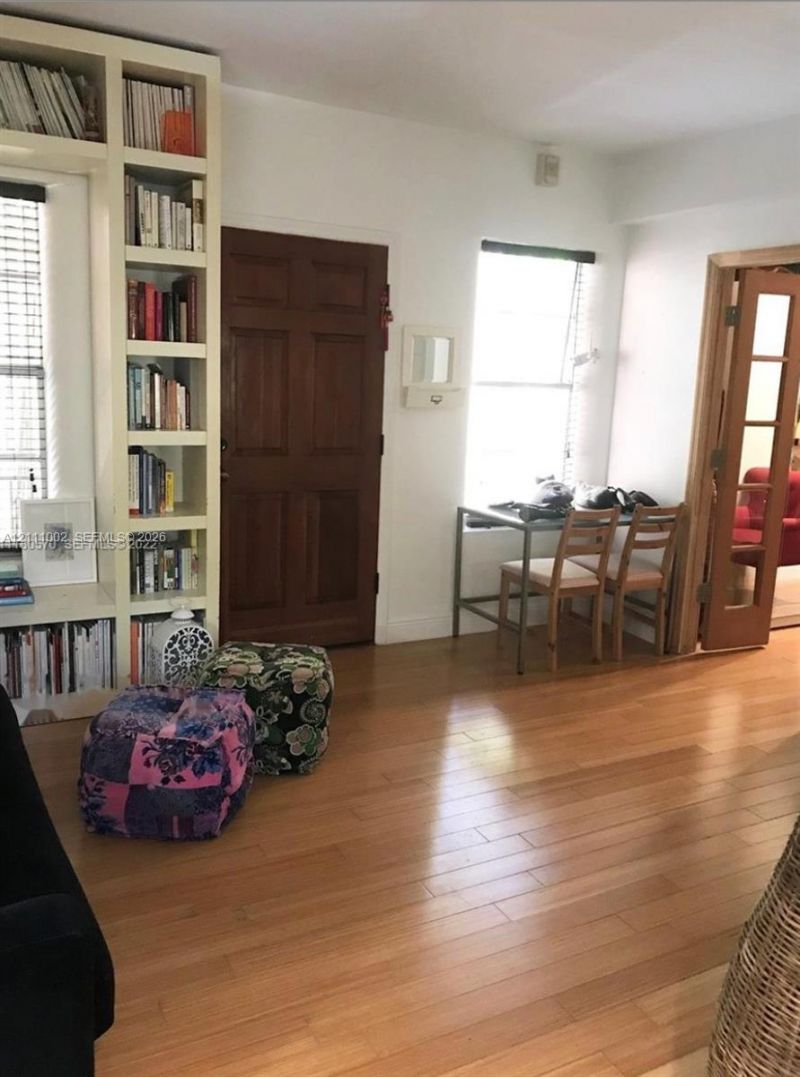 4812 Pine Tree Dr, Unit 208, Miami Beach, FL 33140 Photo