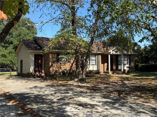 510 GRAFTON Avenue , Fayetteville, NC 28301