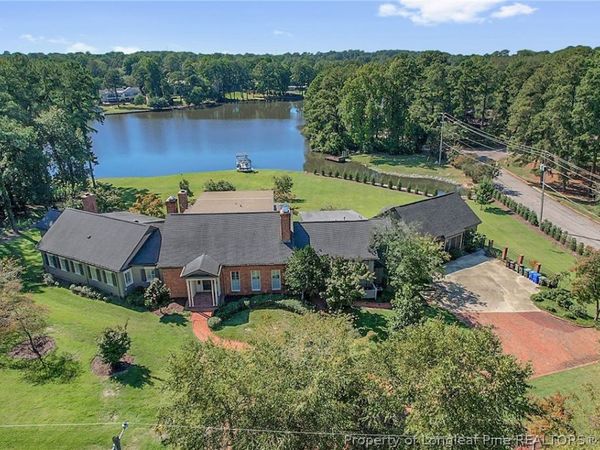 400 Forest Lake Road, Fayetteville, NC 28305