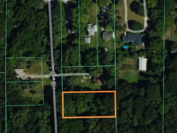 6061 Deer Creek Drive, Ypsilanti, MI 48197