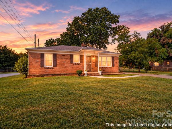 1341 Bradford Heights Drive , Gastonia, NC 28054