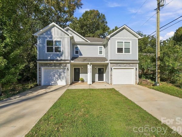 4715 Crestmont Drive, Charlotte, NC 28205