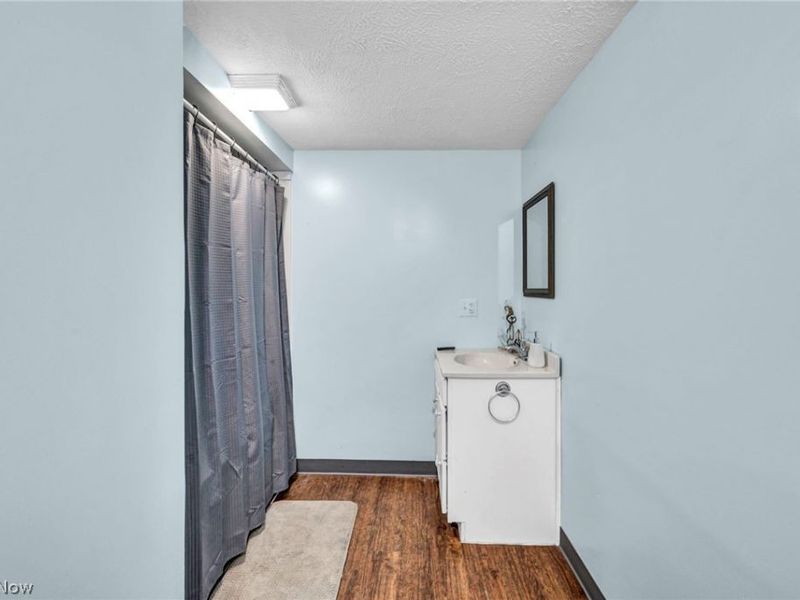 520 S Oak Street, West Lafayette, OH 43845 Photo 37