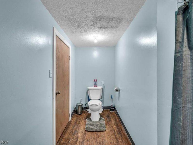 520 S Oak Street, West Lafayette, OH 43845 Photo 38
