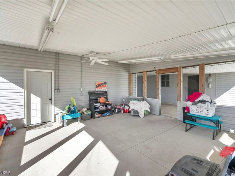 520 S Oak Street, West Lafayette, OH 43845 Photo 41