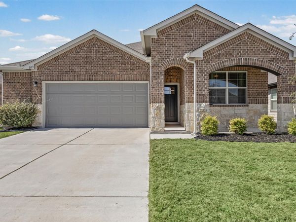 103 Krause Springs DR , Hutto, TX 78634