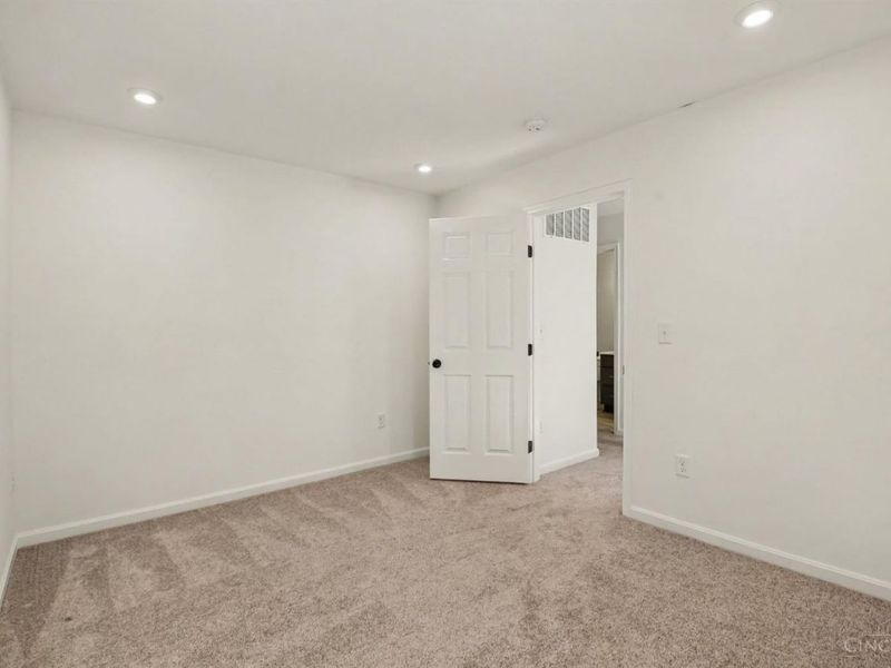 6092 Old Rosebud Drive, Hamilton Township, OH 45152 Photo 23