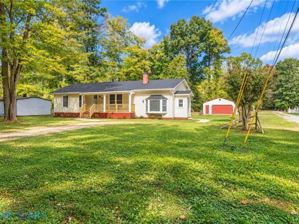 177 Lovers Lane , Mathews, VA 23109