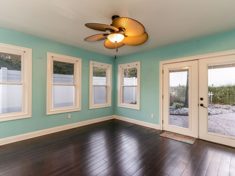 1053 Hampshire Place, Florence, KY 41042 Photo 12