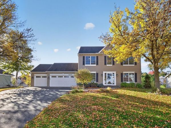 8690 W 176th Street W, Lakeville, MN 55044