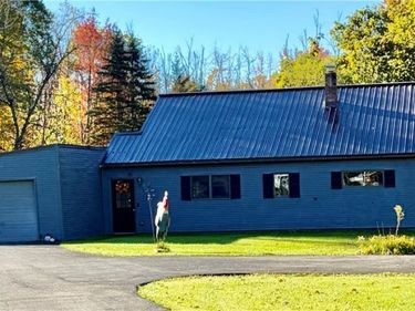 784 Moore Road , Kirkville, NY 13037