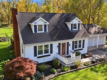 230 N Greece Road , Hilton, NY 14468