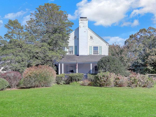 80 Concourse E, Brightwaters, NY 11718