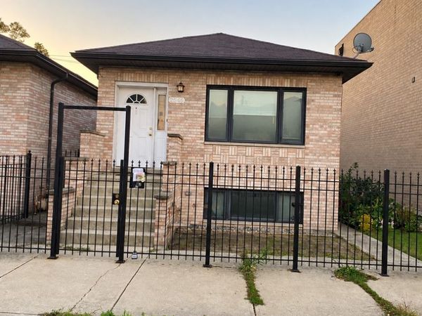 2549 S Hillock Avenue , Chicago, IL 60608