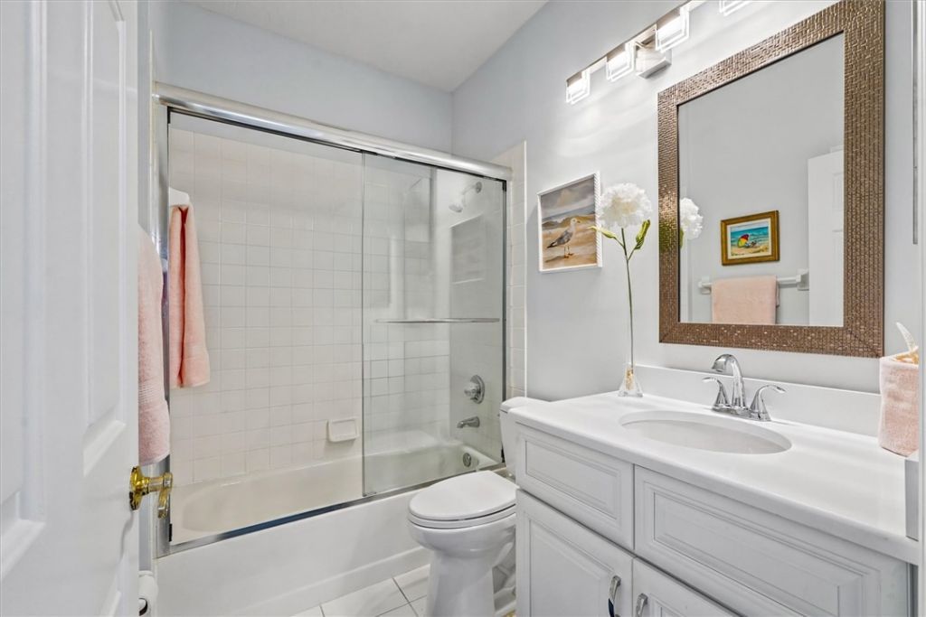 8814 Lakeside Circle, Vero Beach, FL 32963 Photo