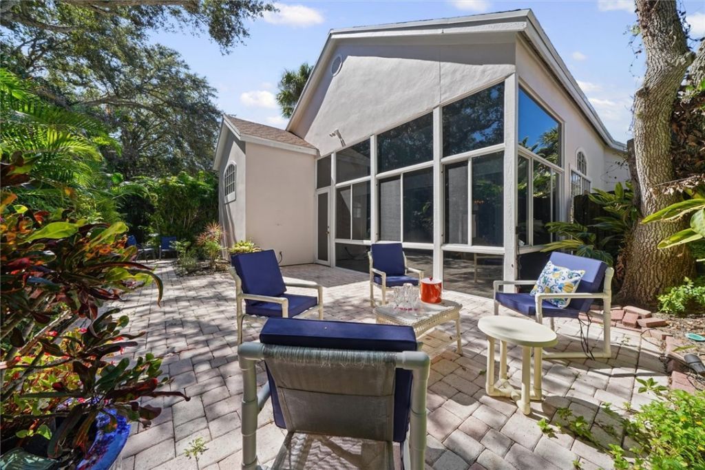 8814 Lakeside Circle, Vero Beach, FL 32963 Photo