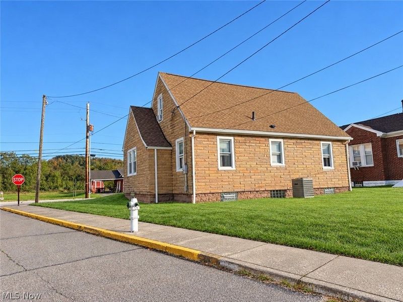 501 Market Street , Yorkville, OH 43971 Photo 5