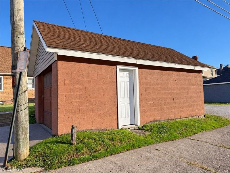 501 Market Street , Yorkville, OH 43971 Photo 7