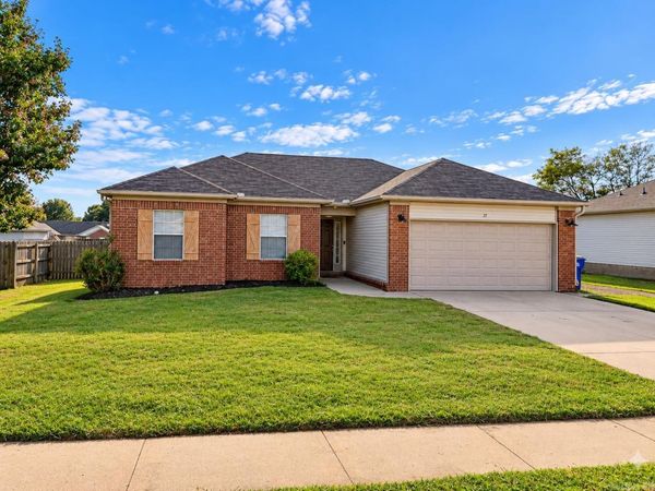 17 Winchester Court , Cabot, AR 72023